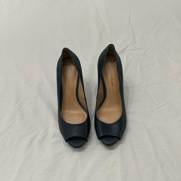 Excellent Condition Antonio Melani Black Peep Toe Heels Size 8.5 - Picture 2 of 6
